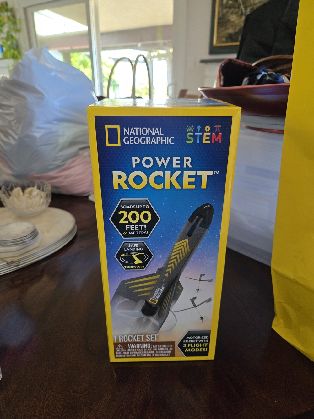 National Geographic Power Rocket - Black & Yellow Rocket Kit
